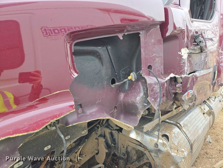 image for item YA2763 2024 Western Star 49X semi truck