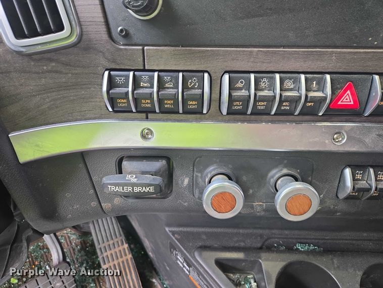 image for item YA2763 2024 Western Star 49X semi truck