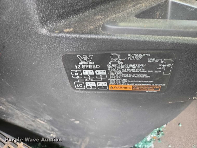 image for item YA2763 2024 Western Star 49X semi truck