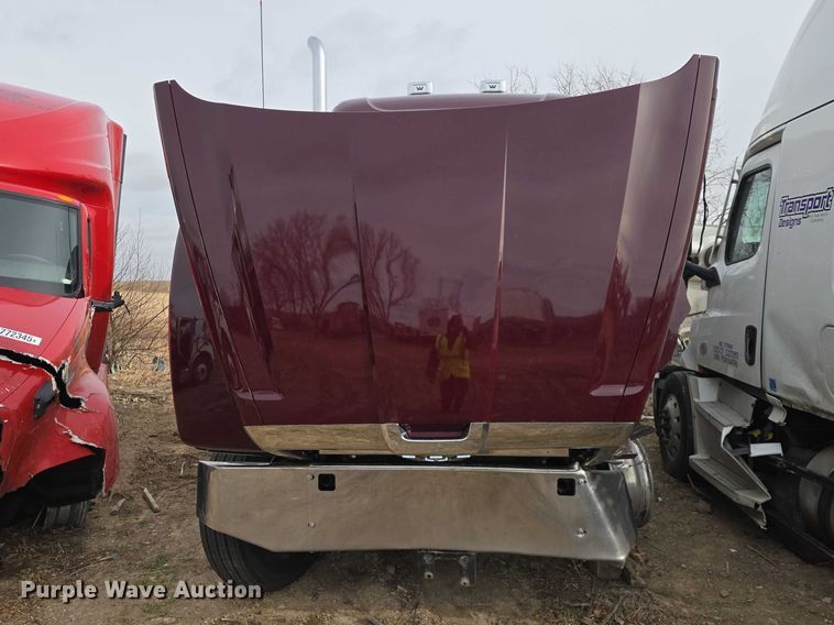 image for item YA2763 2024 Western Star 49X semi truck