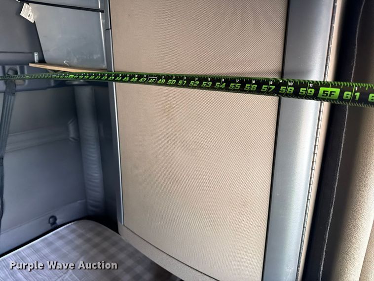 image for item YA2787 2019 Freightliner Cascadia semi truck