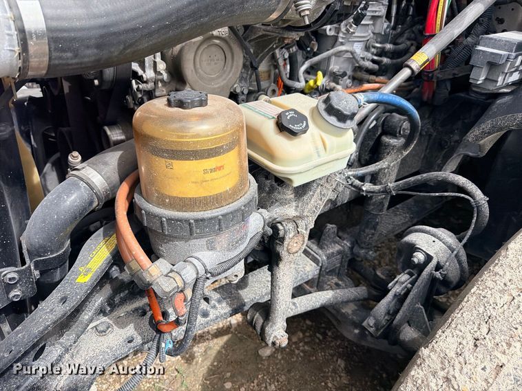 image for item YA2787 2019 Freightliner Cascadia semi truck