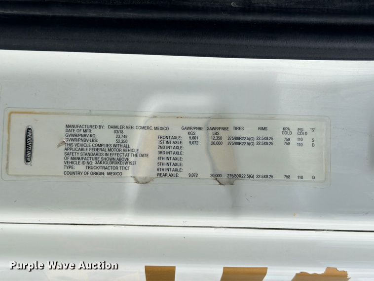 image for item YA2787 2019 Freightliner Cascadia semi truck