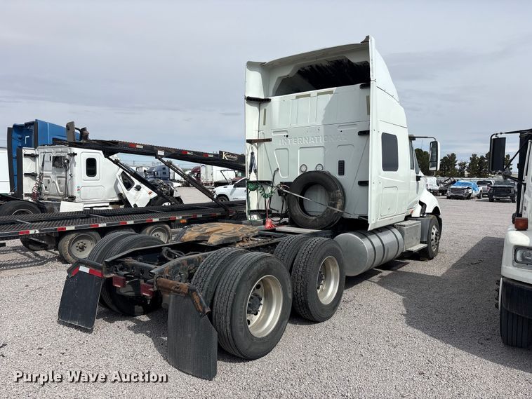 image for item YA2898 2016 International LF687 semi truck