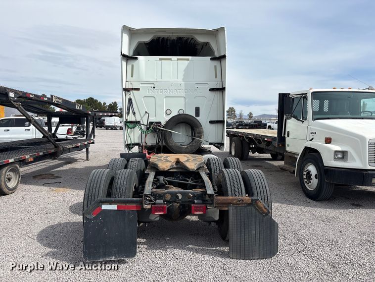 image for item YA2898 2016 International LF687 semi truck