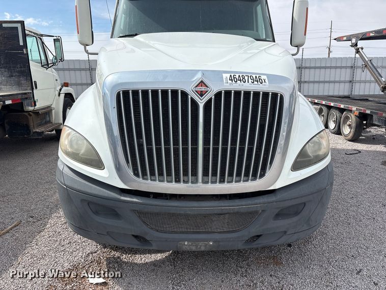 image for item YA2898 2016 International LF687 semi truck