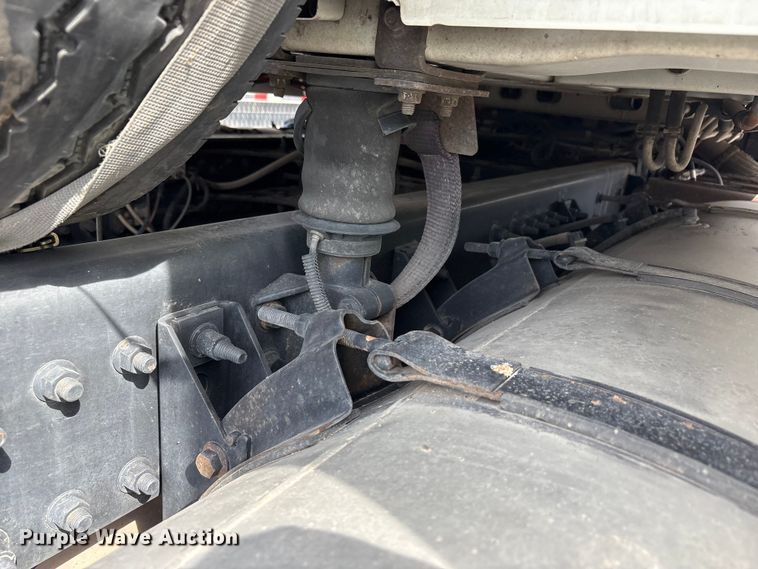 image for item YA2898 2016 International LF687 semi truck
