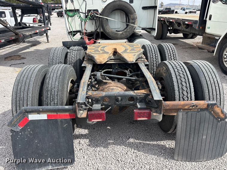 image for item YA2898 2016 International LF687 semi truck