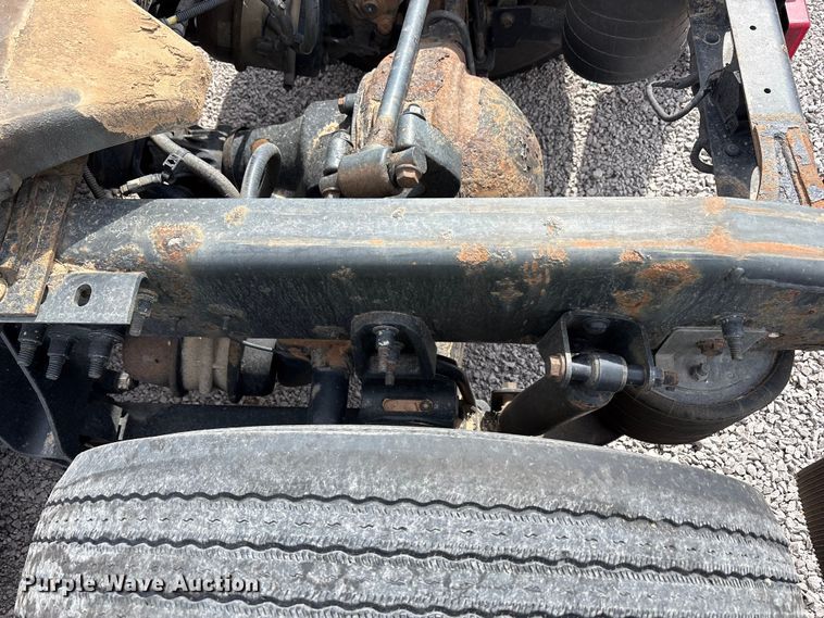 image for item YA2898 2016 International LF687 semi truck