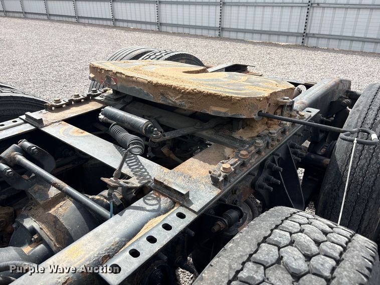 image for item YA2898 2016 International LF687 semi truck