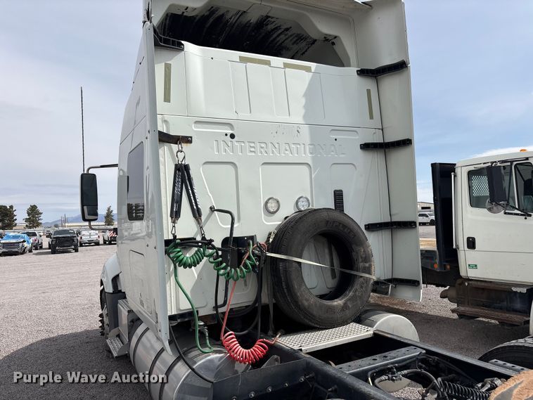 image for item YA2898 2016 International LF687 semi truck