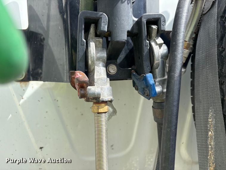 image for item YA2898 2016 International LF687 semi truck