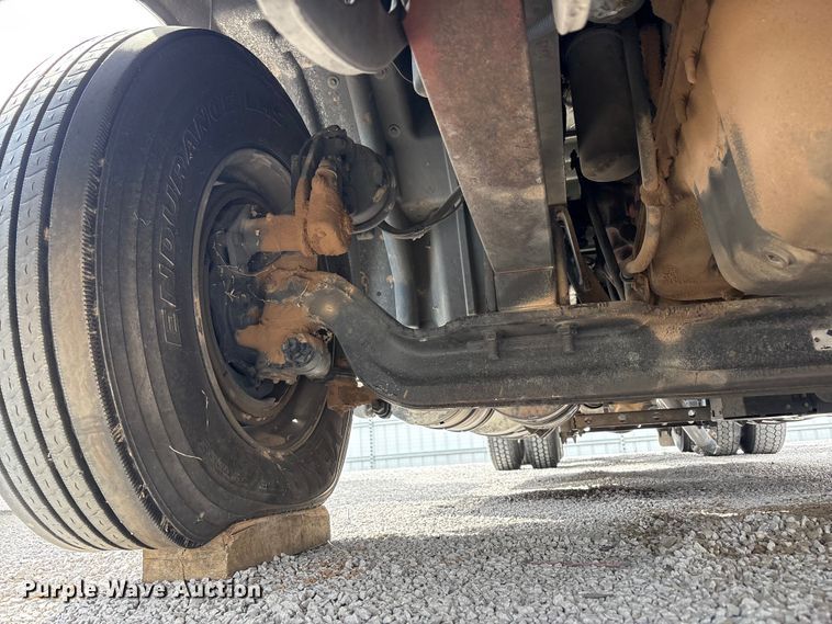 image for item YA2898 2016 International LF687 semi truck