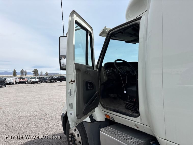 image for item YA2898 2016 International LF687 semi truck