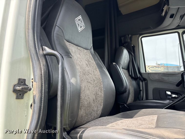 image for item YA2898 2016 International LF687 semi truck