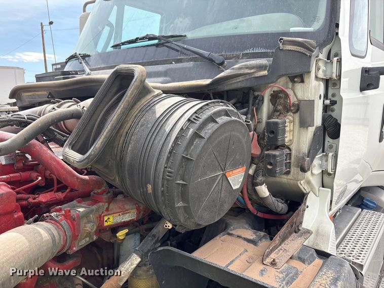 image for item YA2898 2016 International LF687 semi truck