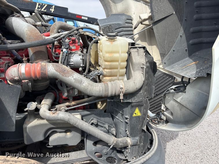 image for item YA2898 2016 International LF687 semi truck