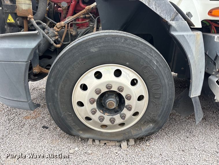 image for item YA2898 2016 International LF687 semi truck