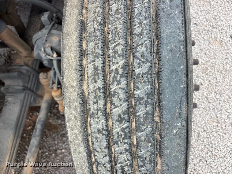 image for item YA2898 2016 International LF687 semi truck
