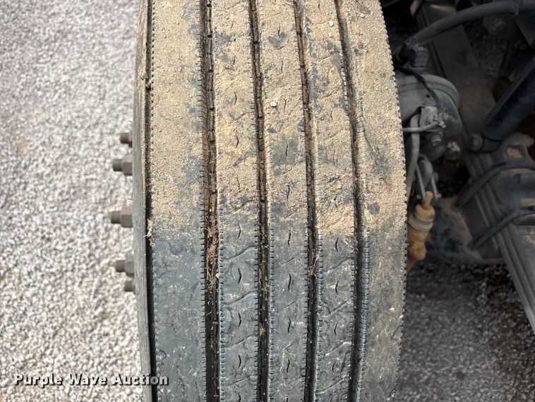 image for item YA2898 2016 International LF687 semi truck