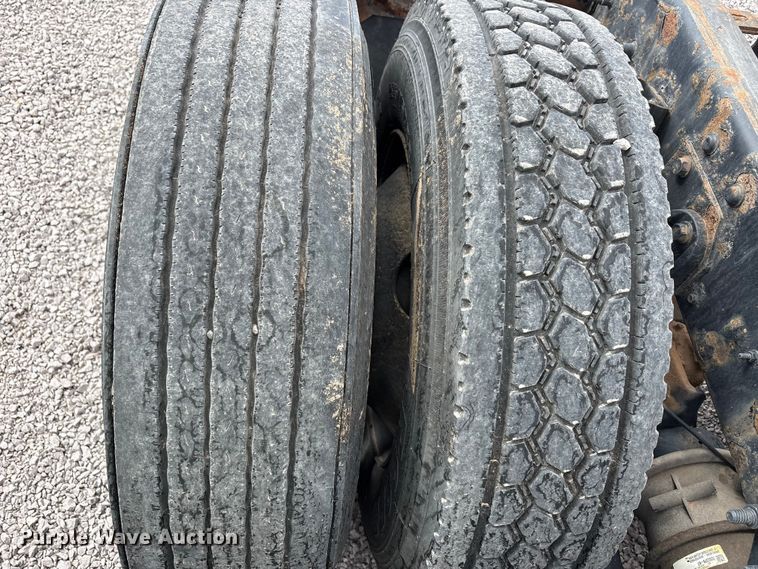 image for item YA2898 2016 International LF687 semi truck