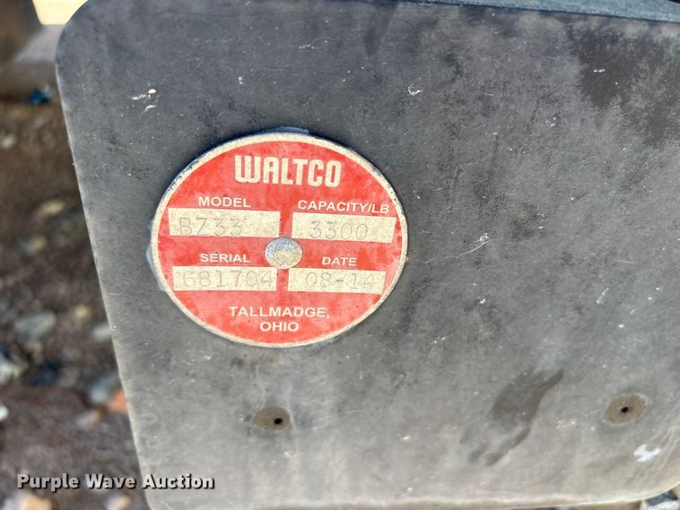 image for item YA3132 2015 Hino 268 box truck