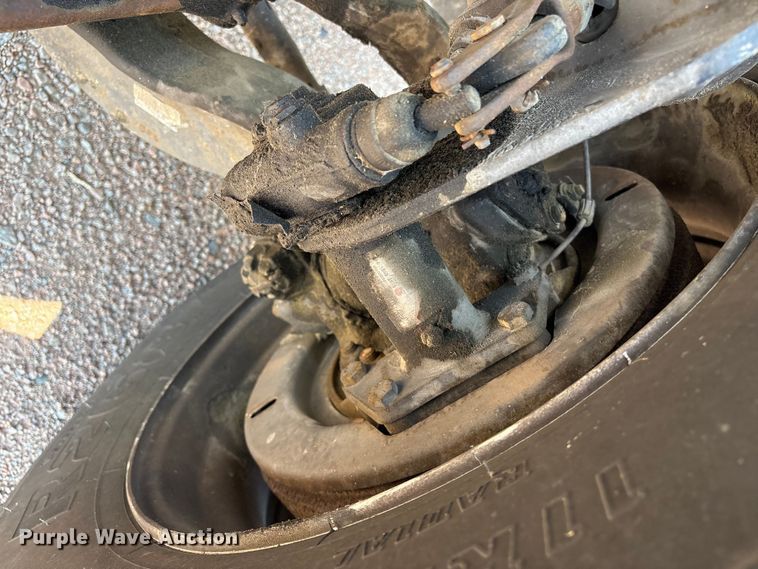 image for item YA3132 2015 Hino 268 box truck