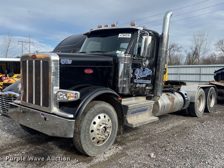 2025 Peterbilt 589 semi truck