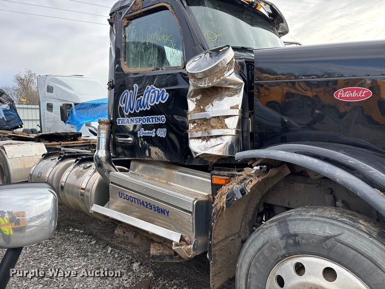 image for item YA3158 2025 Peterbilt 589 semi truck