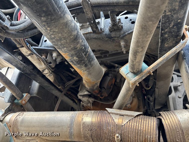 image for item YA3158 2025 Peterbilt 589 semi truck