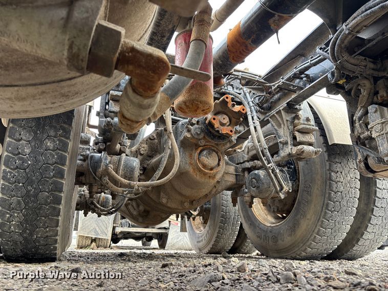 image for item YA3158 2025 Peterbilt 589 semi truck