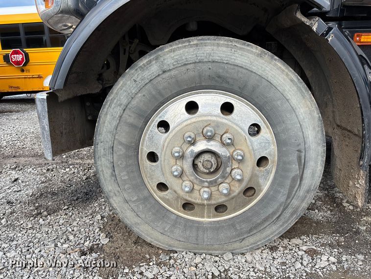 image for item YA3158 2025 Peterbilt 589 semi truck