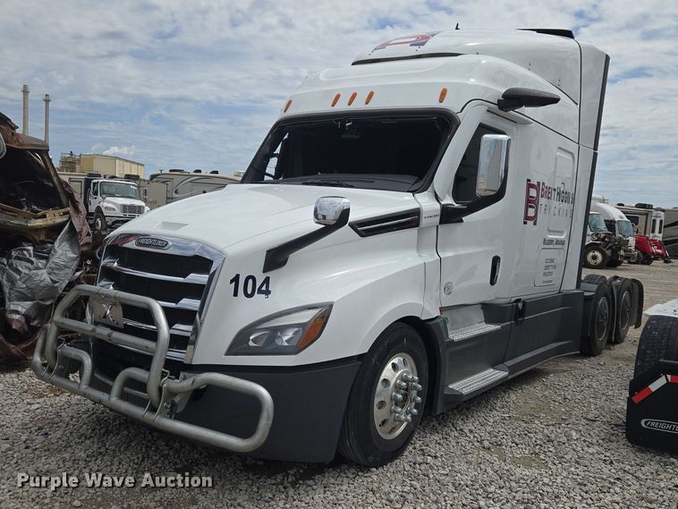 2024 Freightliner Cascadia semi truck