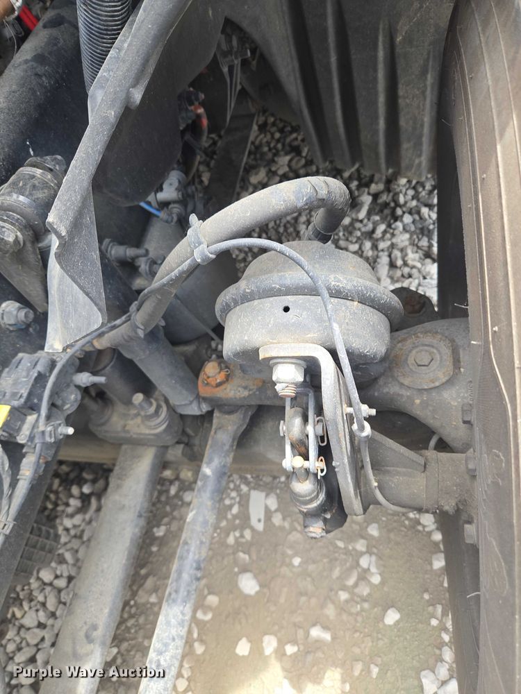 image for item YA3159 2024 Freightliner Cascadia semi truck