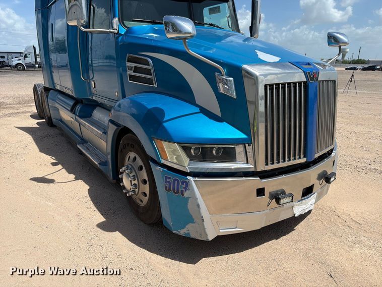 image for item YA3372 2016 Western Star 5700XE semi truck
