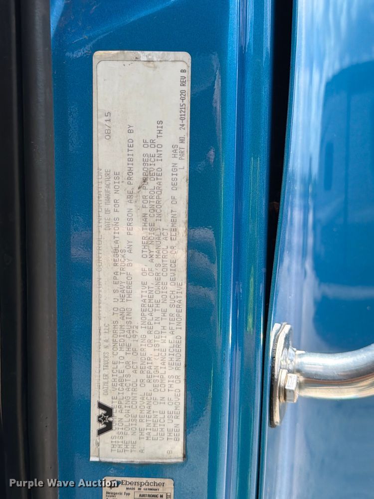image for item YA3372 2016 Western Star 5700XE semi truck
