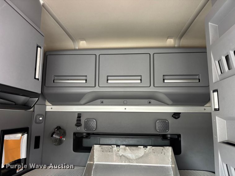 image for item YA3398 2023 Mack Anthem semi truck