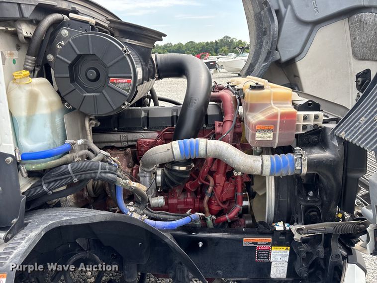 image for item YA3398 2023 Mack Anthem semi truck