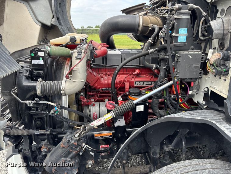 image for item YA3398 2023 Mack Anthem semi truck