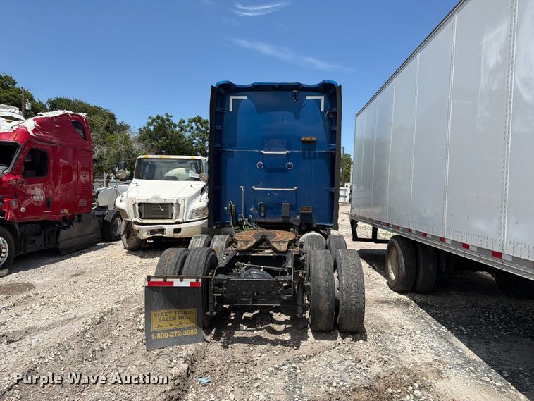 image for item YA3409 2018 Kenworth T680  semi truck