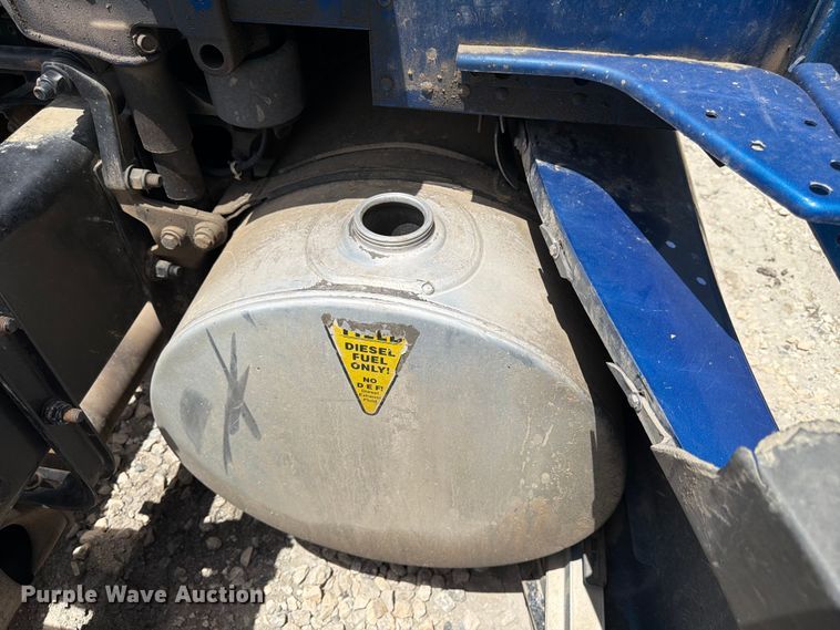 image for item YA3409 2018 Kenworth T680  semi truck