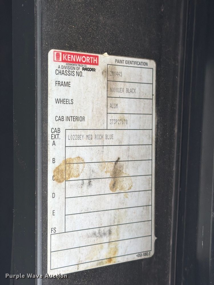 image for item YA3409 2018 Kenworth T680  semi truck