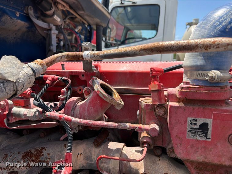 image for item YA3409 2018 Kenworth T680  semi truck
