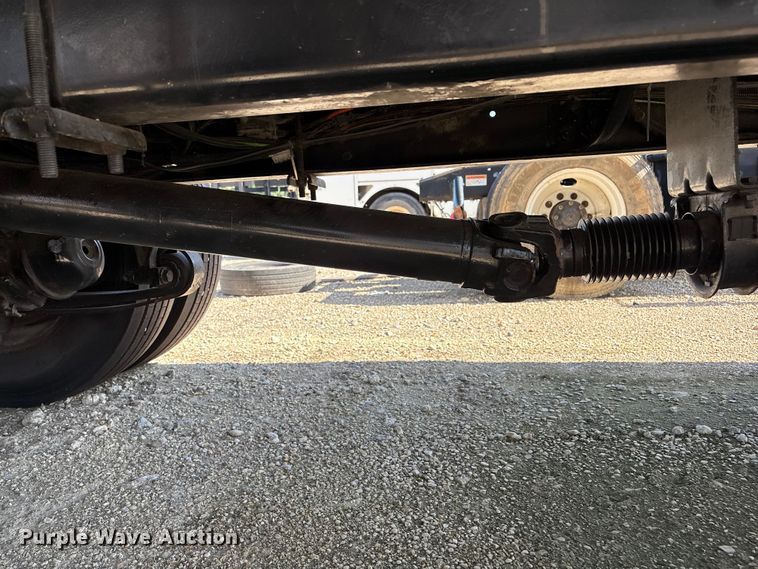 image for item YA3412 2019 International 4300 box truck