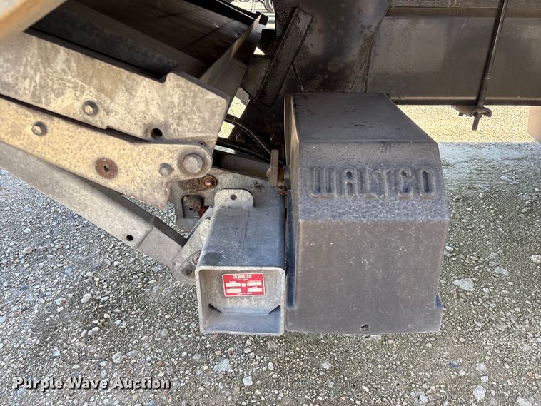 image for item YA3412 2019 International 4300 box truck