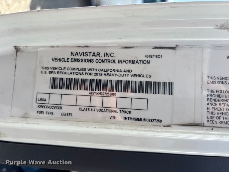 image for item YA3412 2019 International 4300 box truck