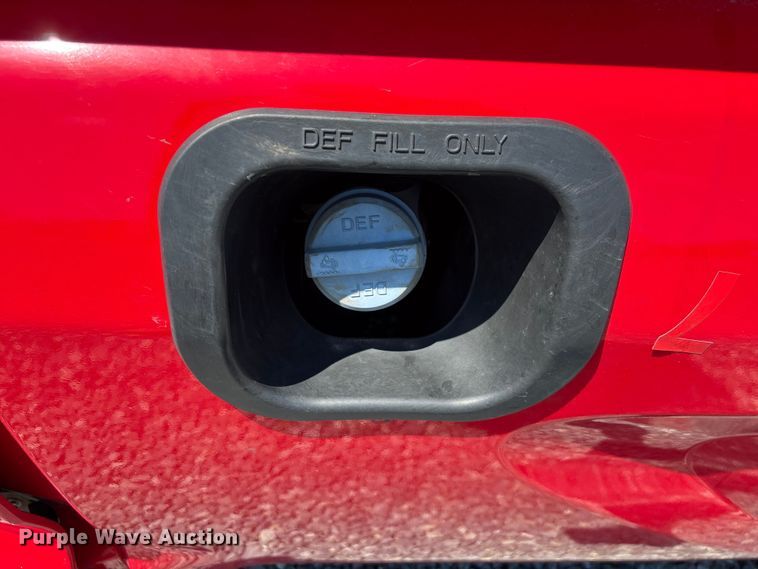 image for item YA3454 2019 Peterbilt 579 semi truck