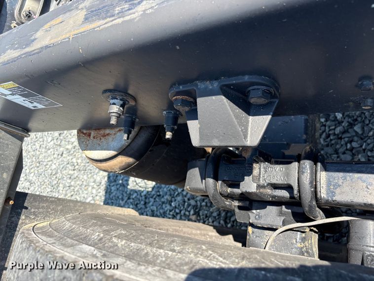 image for item YA3454 2019 Peterbilt 579 semi truck