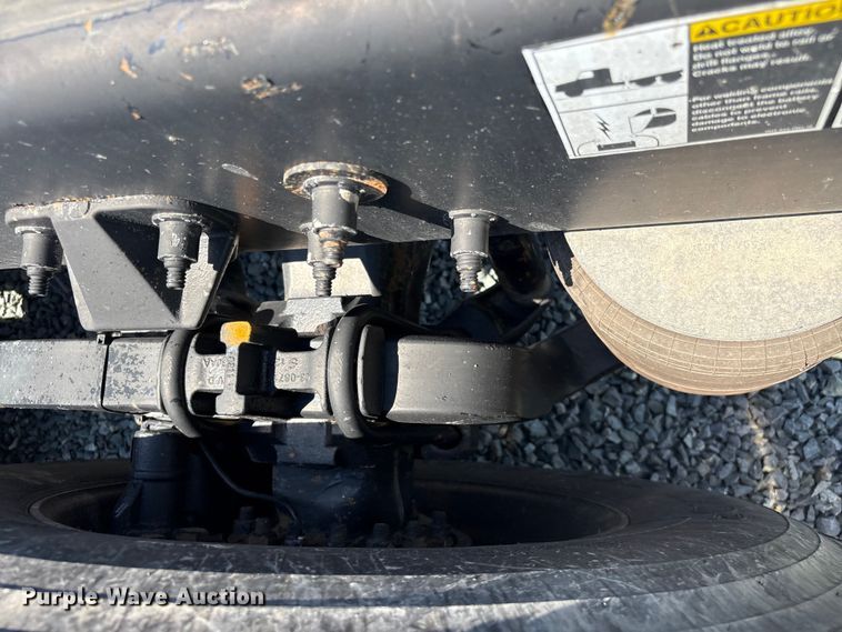 image for item YA3454 2019 Peterbilt 579 semi truck