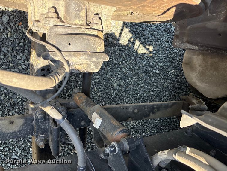 image for item YA3454 2019 Peterbilt 579 semi truck